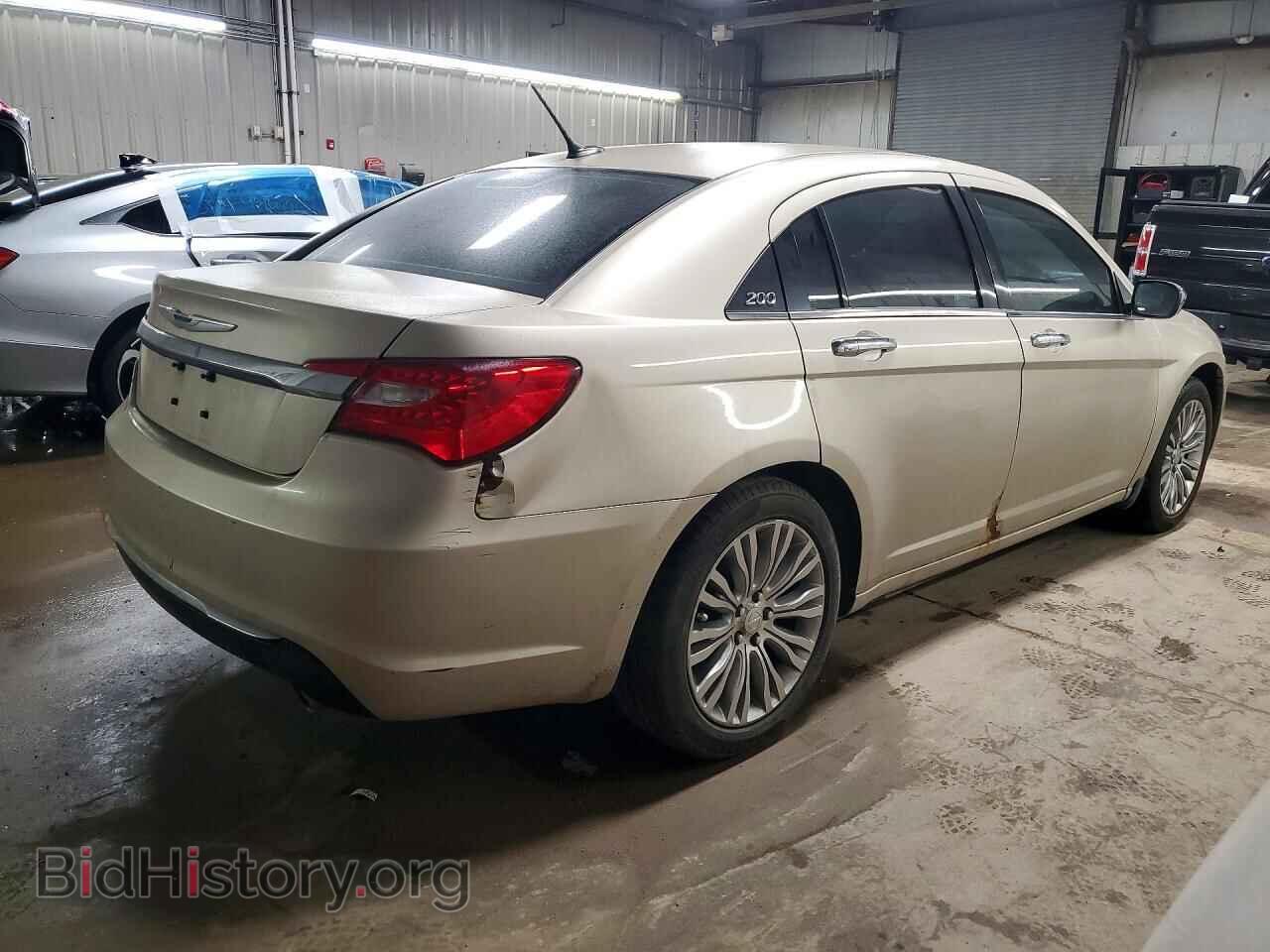 2013 CHRYSLER 200 - VIN: 1C3CCBCG8DN618298 - Фото 3