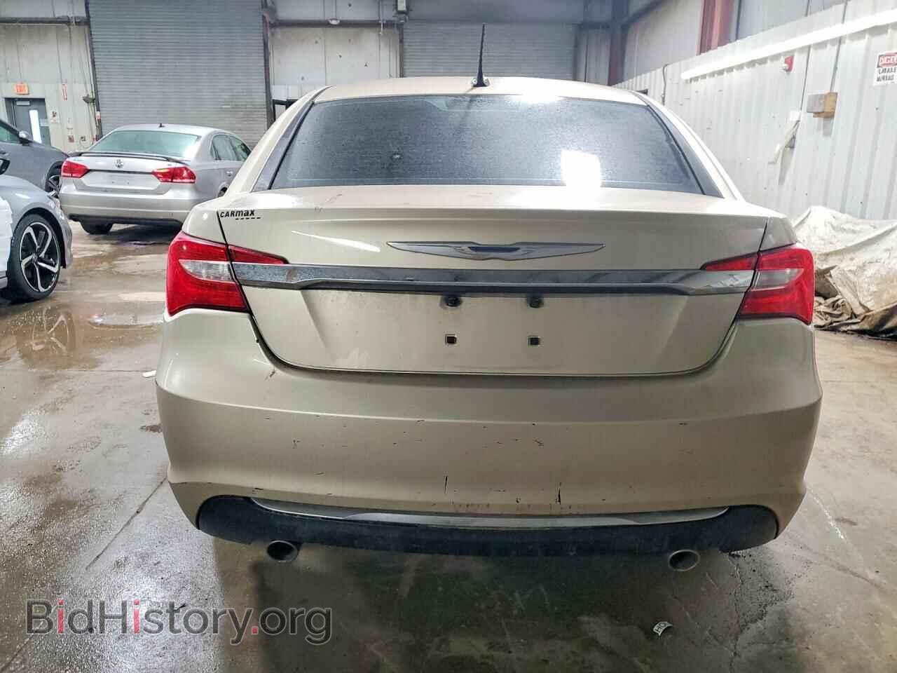 2013 CHRYSLER 200 - VIN: 1C3CCBCG8DN618298 - Фото 6