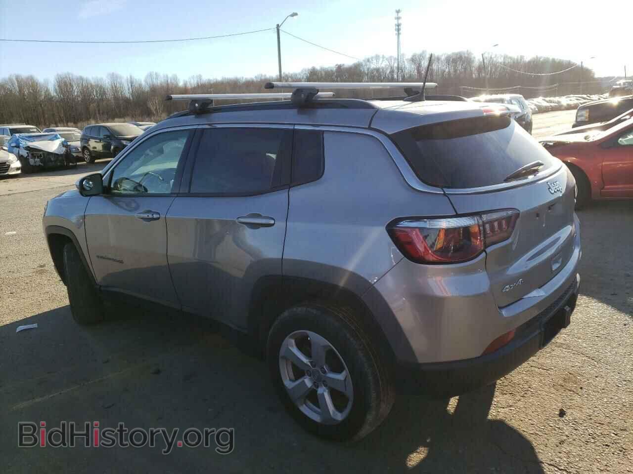 2019 JEEP COMPASS - VIN: 3C4NJDBB6KT772811 - Photo 2