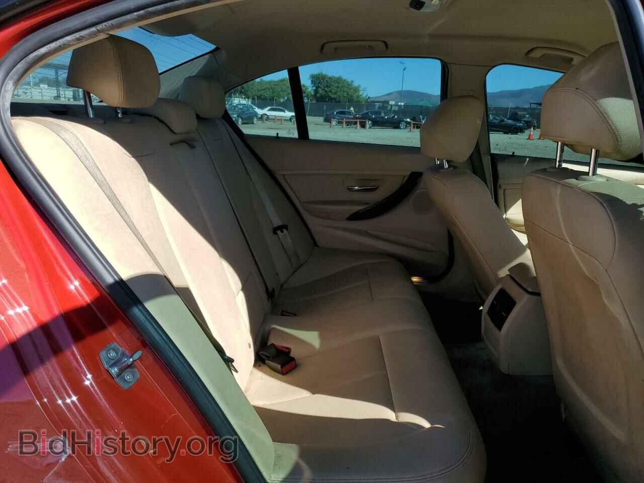 2016 BMW 3 SERIES - VIN: WBA8A9C58GK617041 - Фото 10
