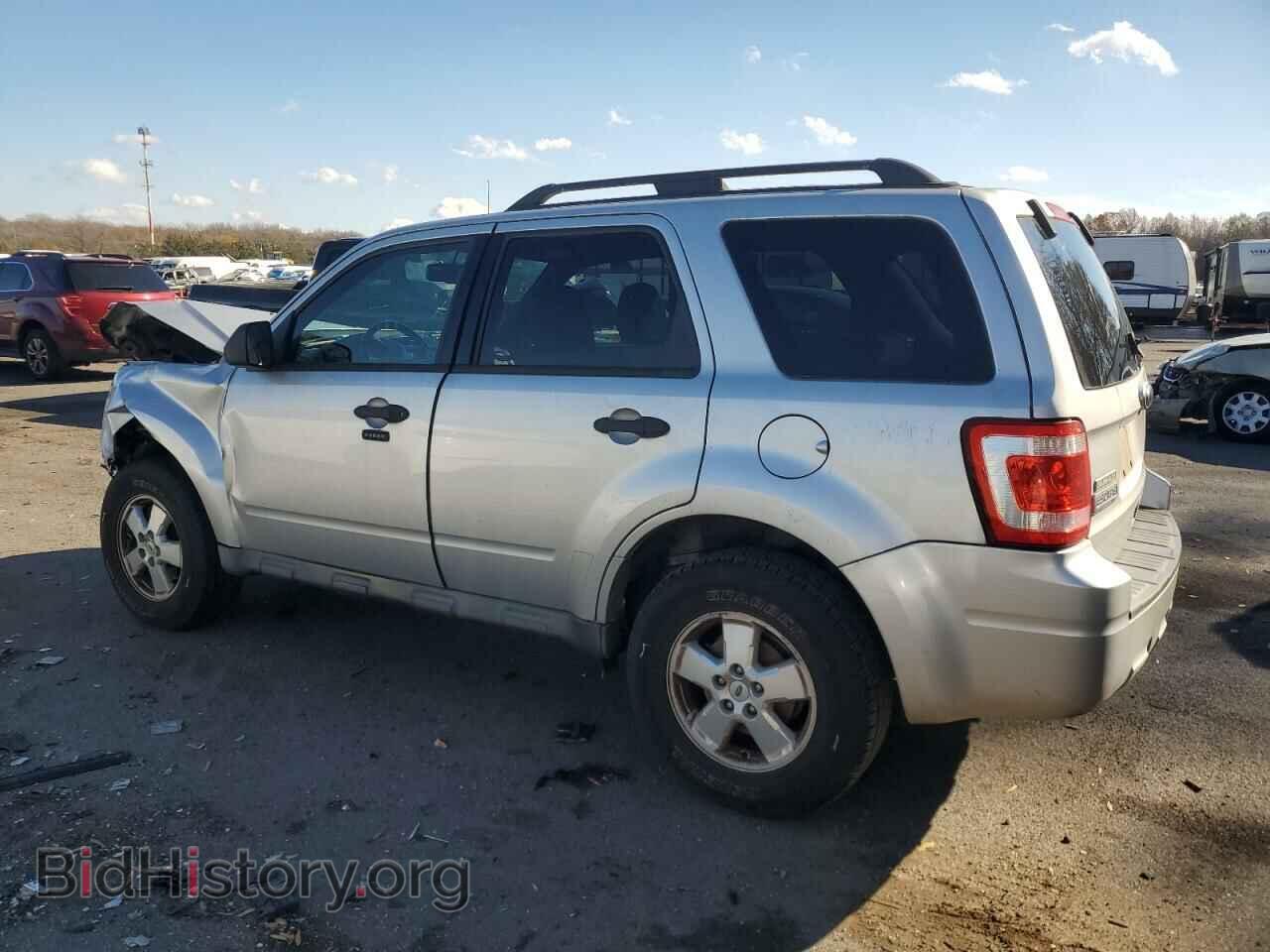 2010 FORD ESCAPE - VIN: 1FMCU0D73AKA02657 - Фото 2