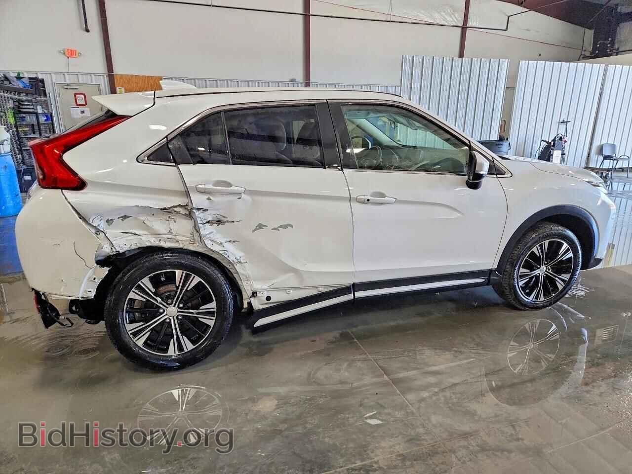 2018 MITSUBISHI ECLIPSE - VIN: JA4AT5AA5JZ051419 - Photo 3