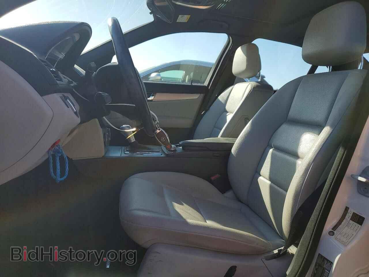 2011 MERCEDES-BENZ C-CLASS - VIN: WDDGF5EB3BR179238 - Фото 7