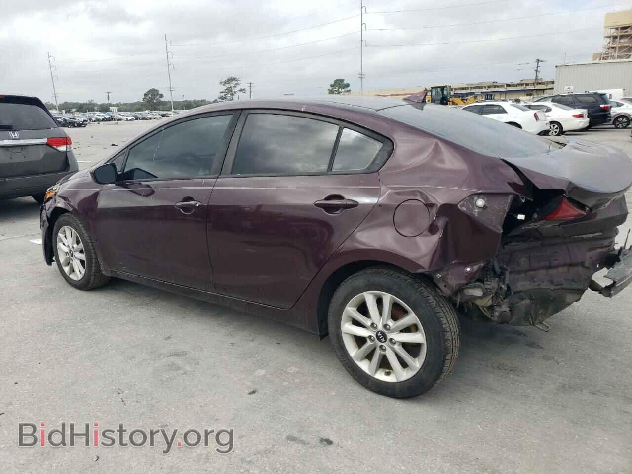 2017 KIA FORTE - VIN: 3KPFL4A72HE132880 - Фото 2
