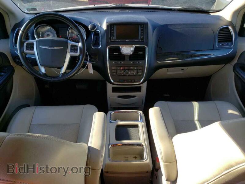 2011 Chrysler MINIVAN (VIN 2A4RR8DG4BR633798) — фото 8 из 14
