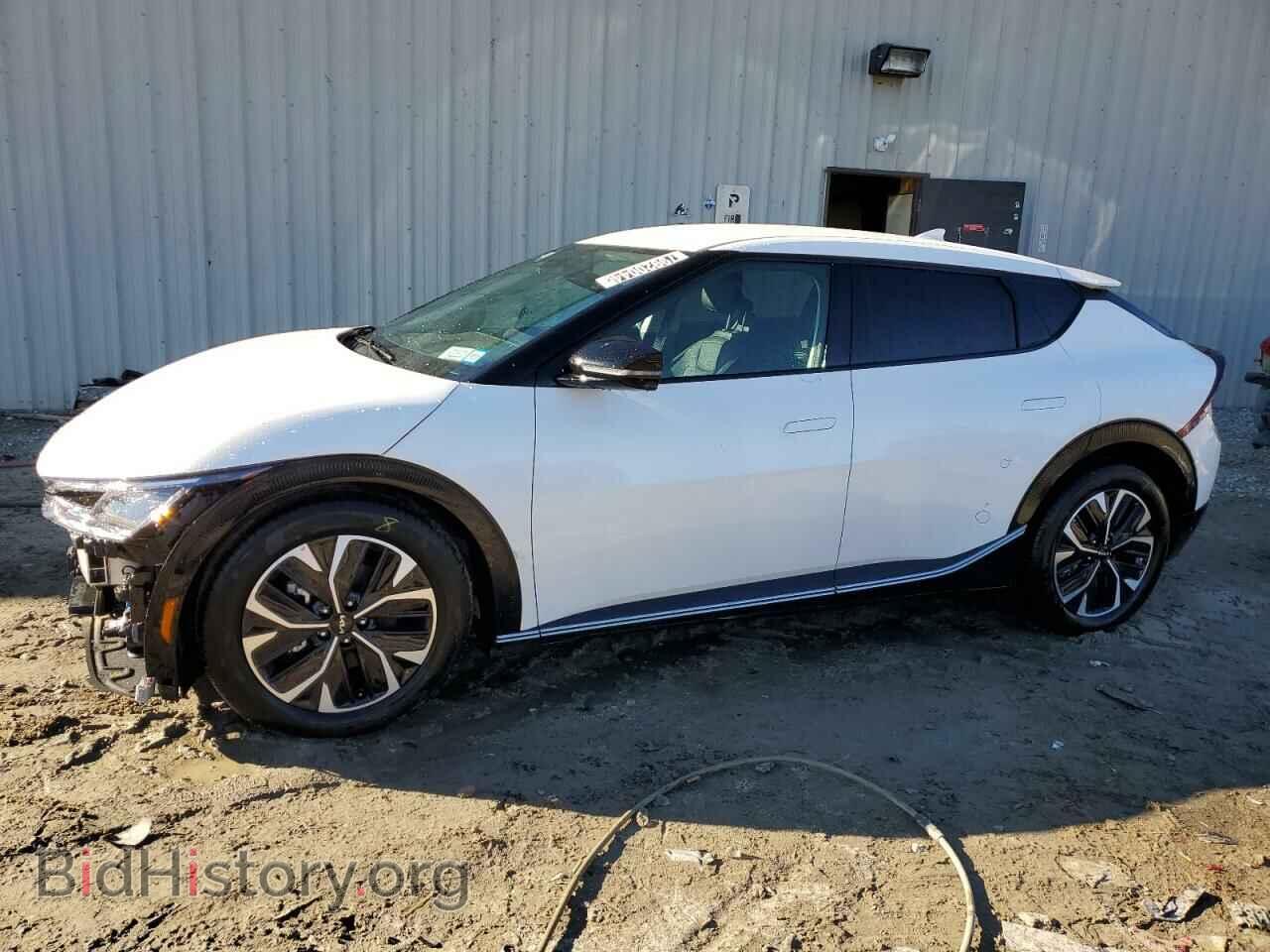 Photo KNDC34LA4R5214537 - KIA EV6 LIGHT 2024