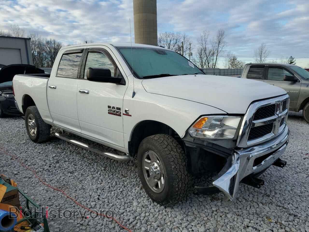2014 DODGE All Models - VIN: 3C6UR5DL9EG125694 - Фото 4