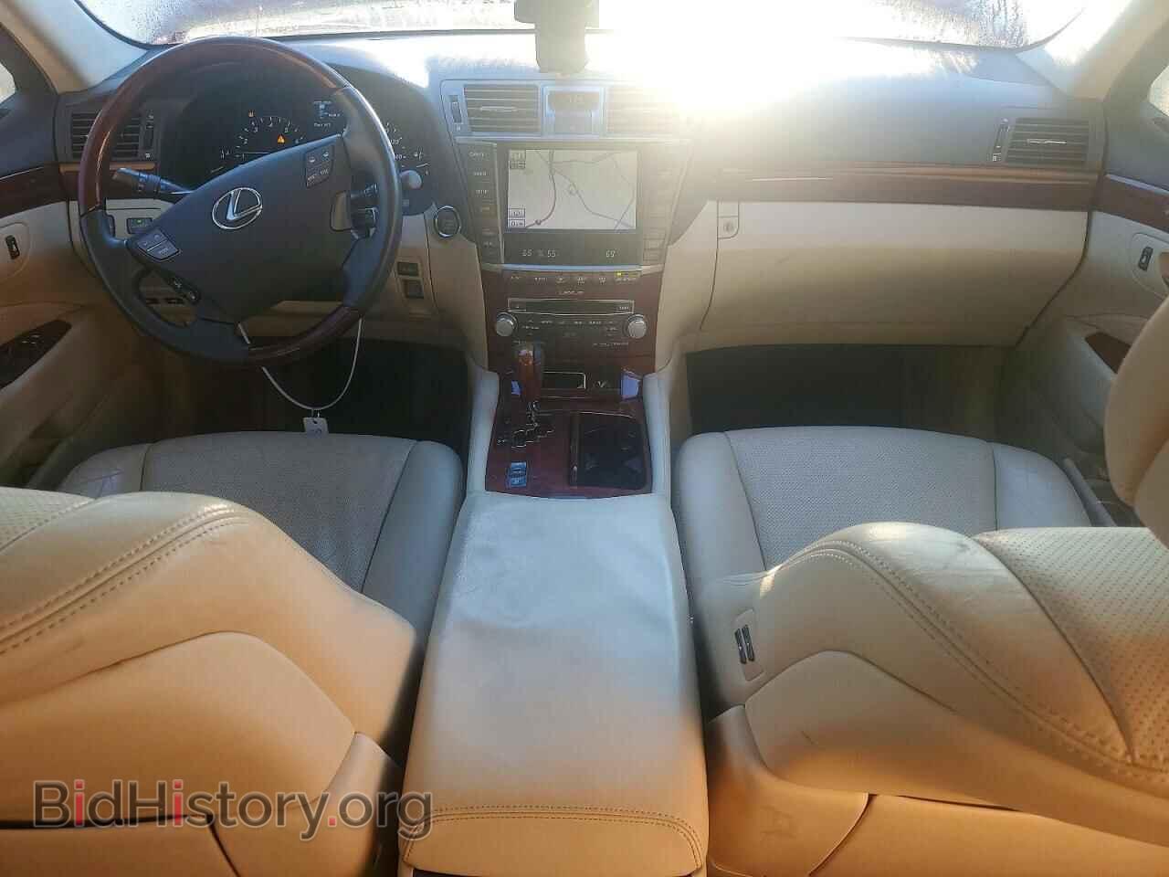 2012 LEXUS LS500 - VIN: JTHBL5EF6C5112897 - Photo 8