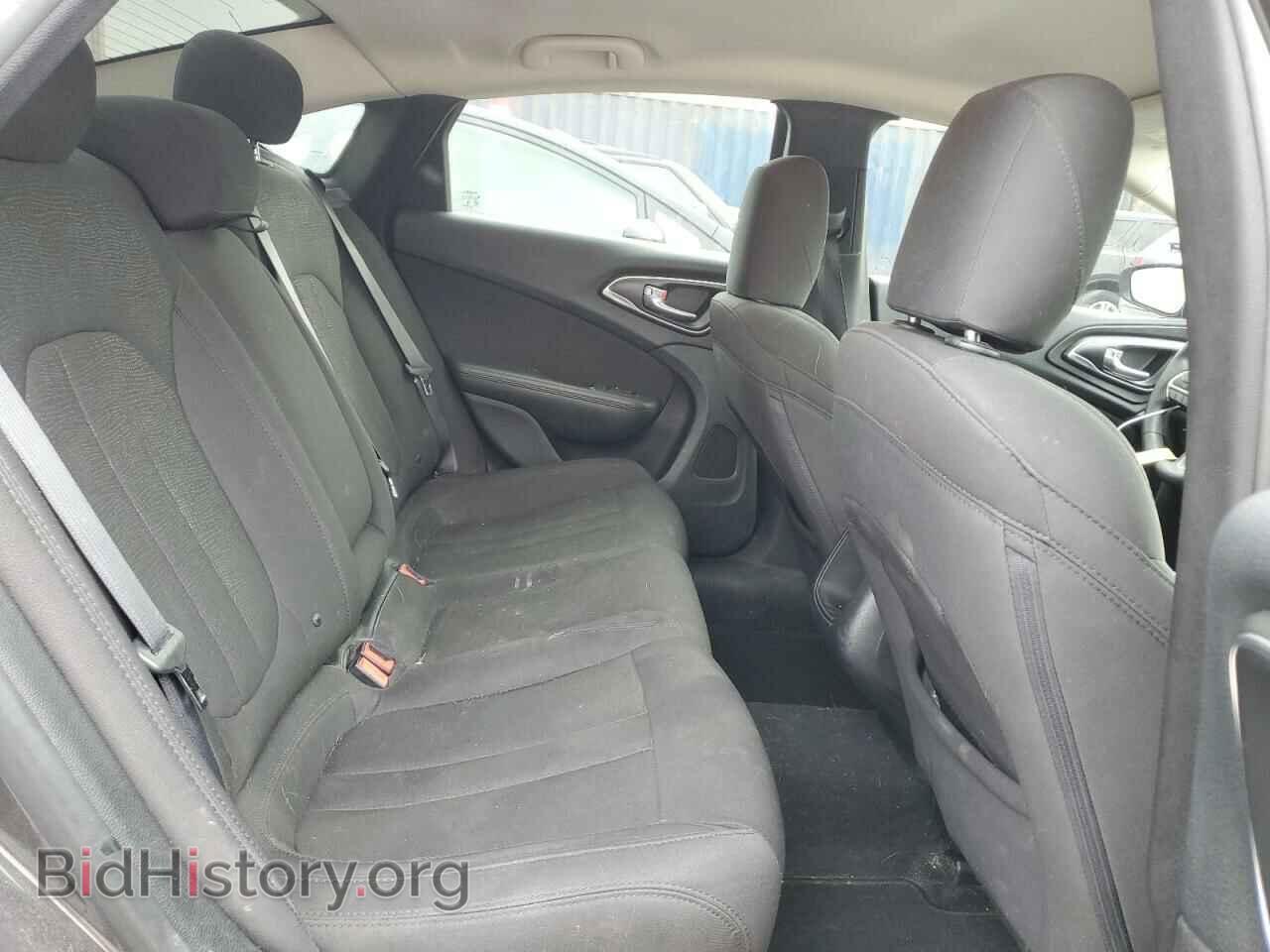 2016 CHRYSLER 200 - VIN: 1C3CCCAB6GN103883 - Фото 10