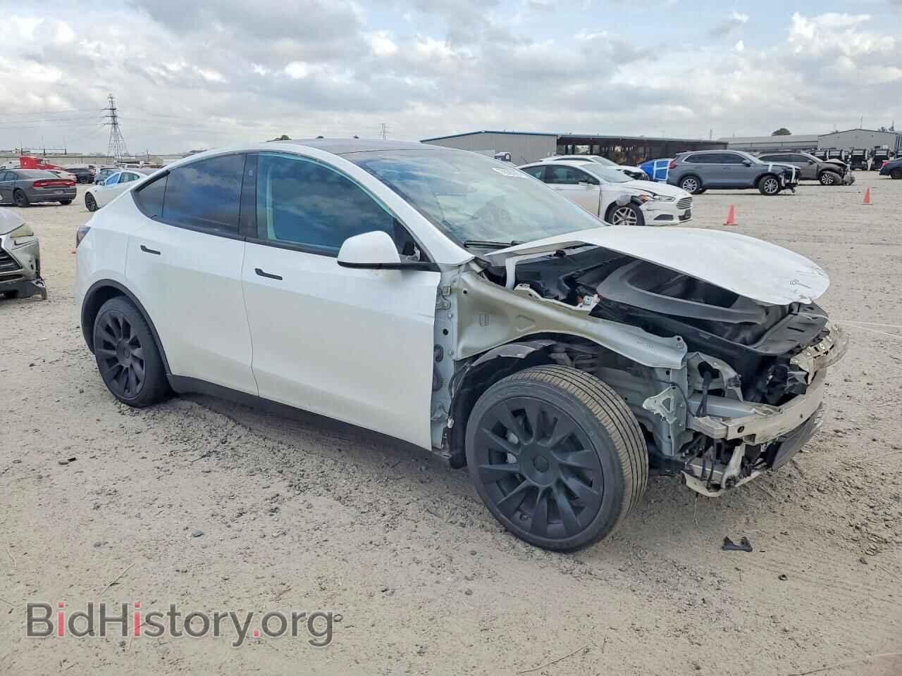 2022 TESLA MODEL Y - VIN: 7SAYGDEE8NA010875 - Фото 4