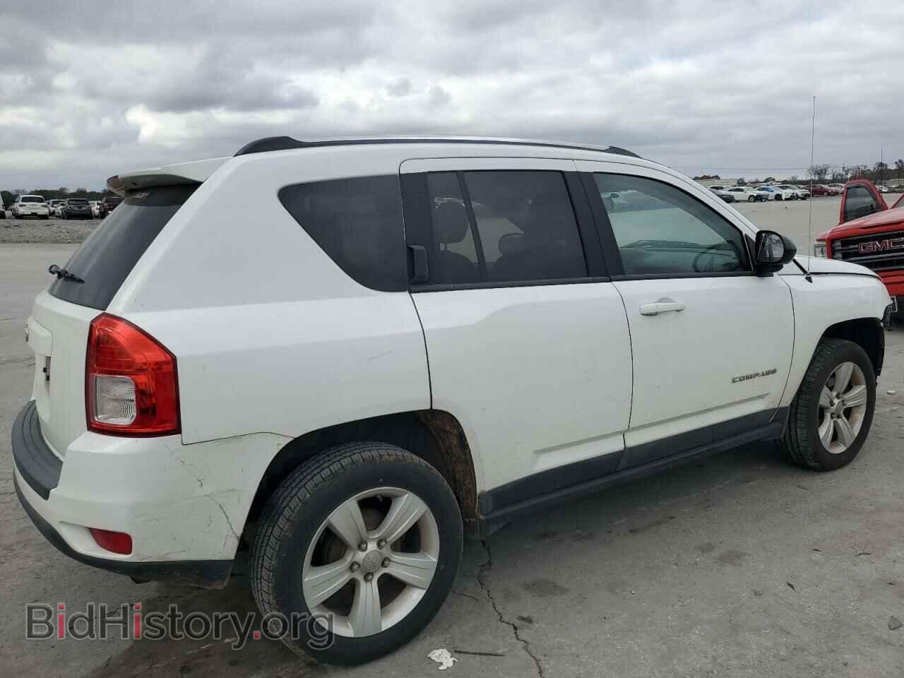 2011 JEEP COMPASS - VIN: 1J4NT1FA5BD260645 - Фото 3