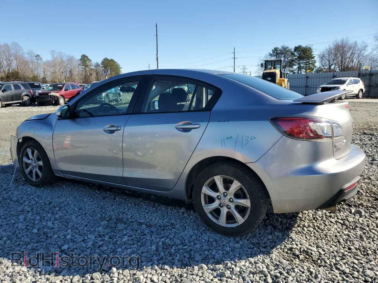 2011 MAZDA 3 - VIN: JM1BL1VF0B1422446 - Photo 2