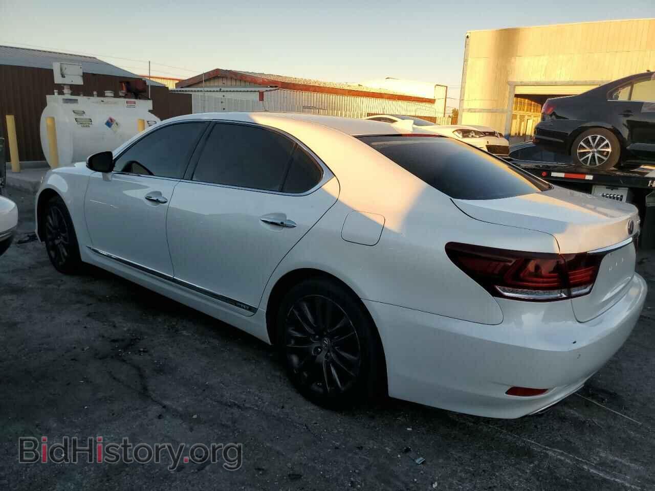 2014 LEXUS LS600 - VIN: JTHDU1EF4E5017515 - Photo 2