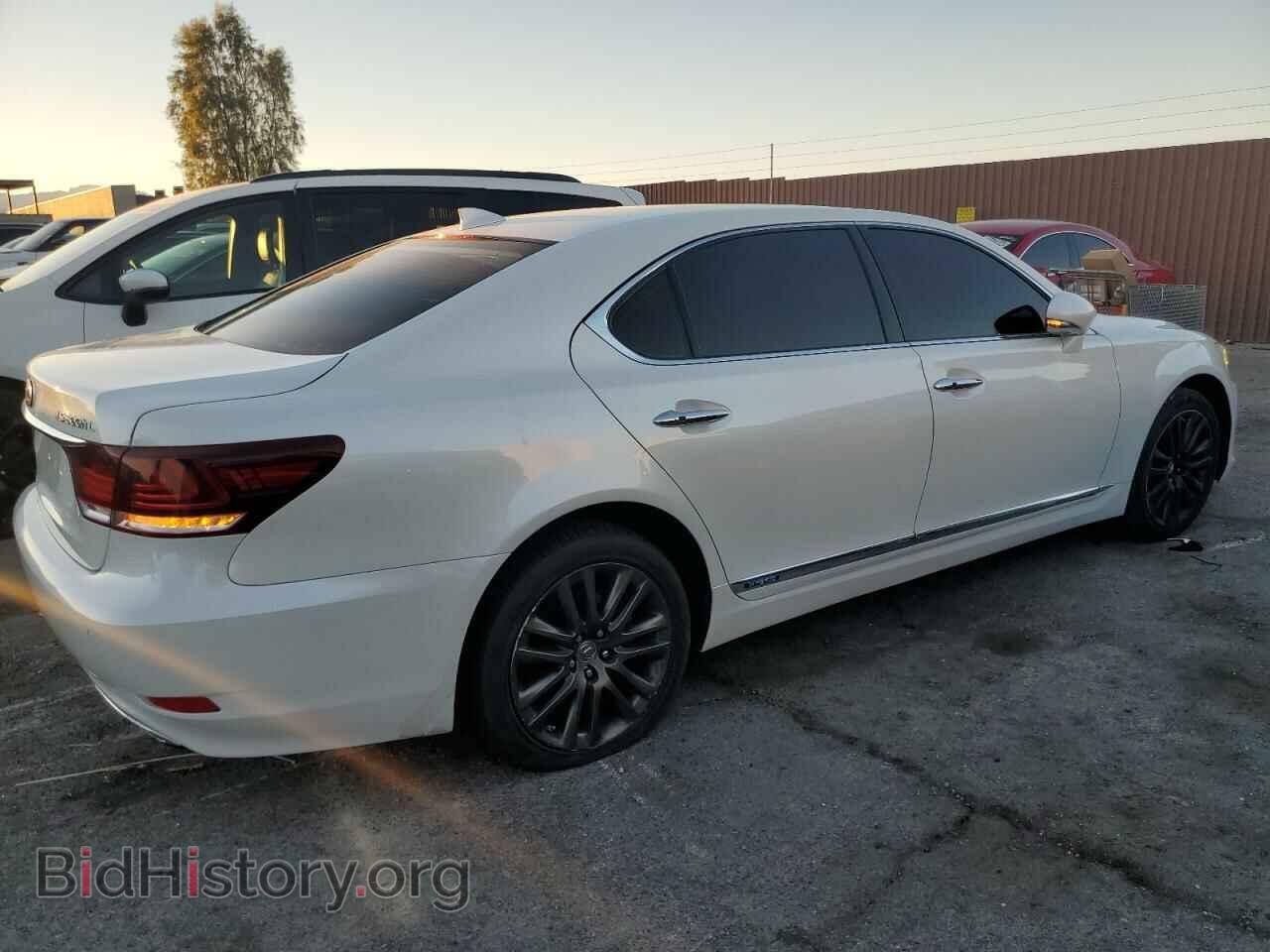 2014 LEXUS LS600 - VIN: JTHDU1EF4E5017515 - Photo 3