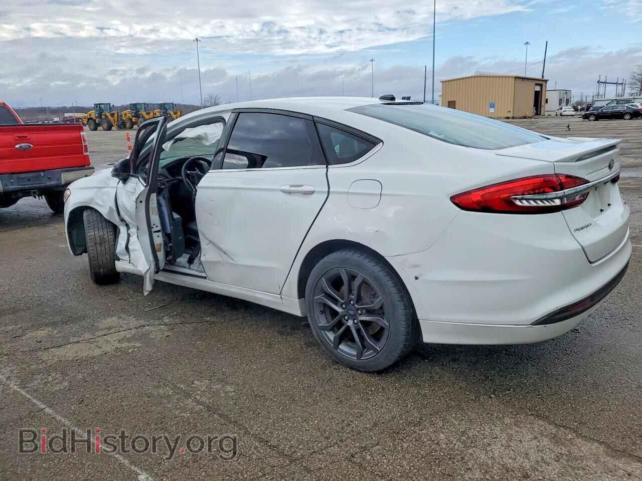 2018 FORD FUSION - VIN: 3FA6P0LU2JR124542 - Фото 2