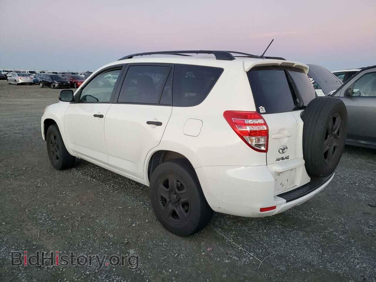 2012 TOYOTA RAV4 - VIN: JTMZF4DV9CD032171 - Фото 2