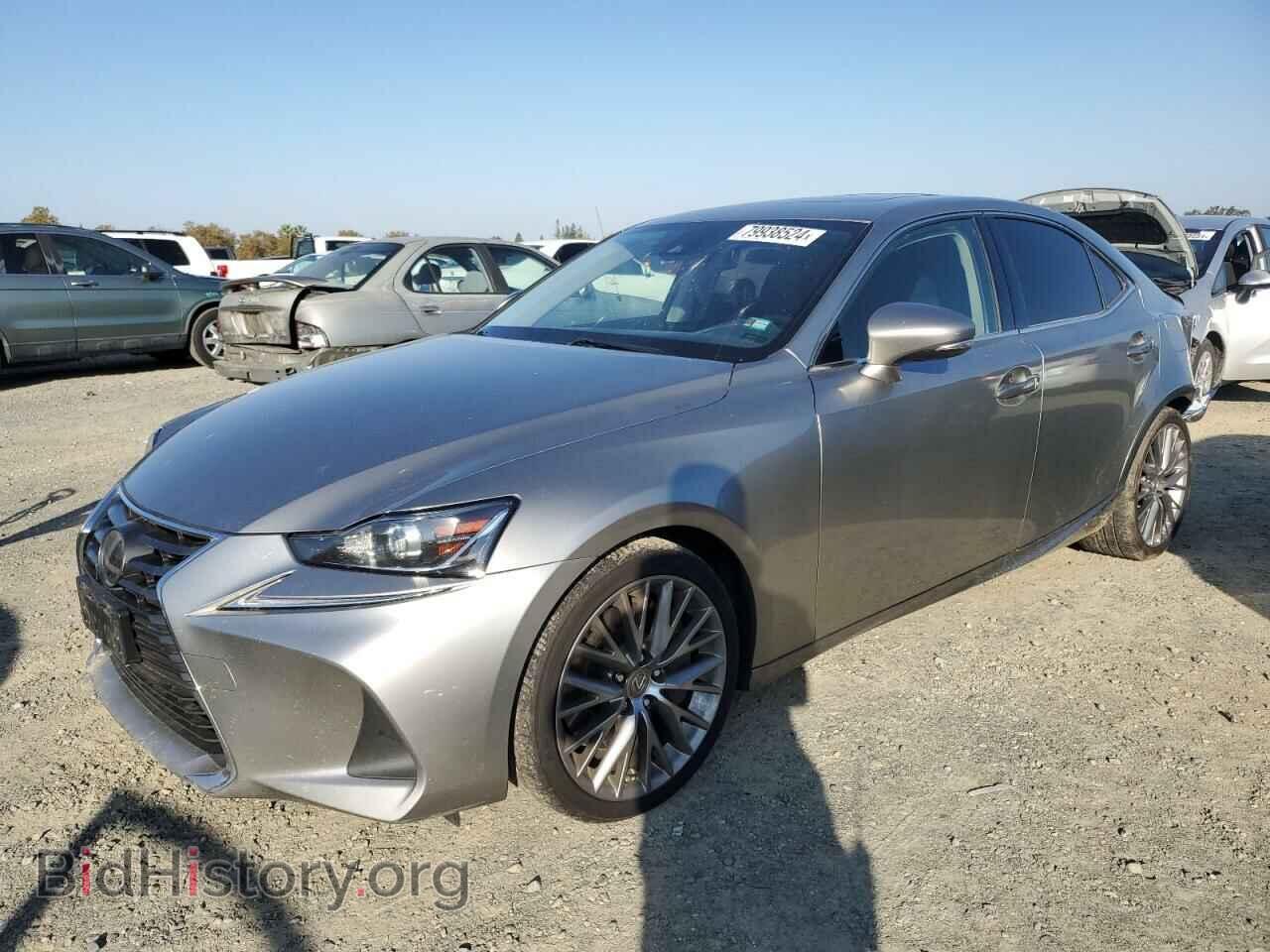 Photo JTHBA1D28J5069268 - LEXUS IS 2018
