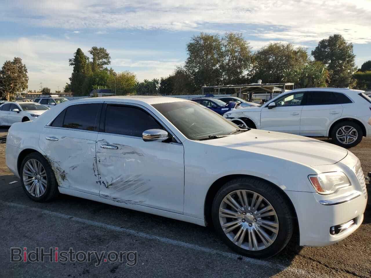2013 CHRYSLER 300 - VIN: 2C3CCAET3DH708021 - Фото 4