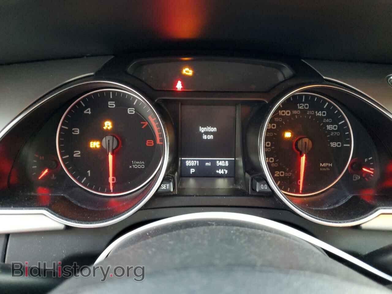 2011 AUDI A5 - VIN: WAULFAFR3BA039392 - Фото 9