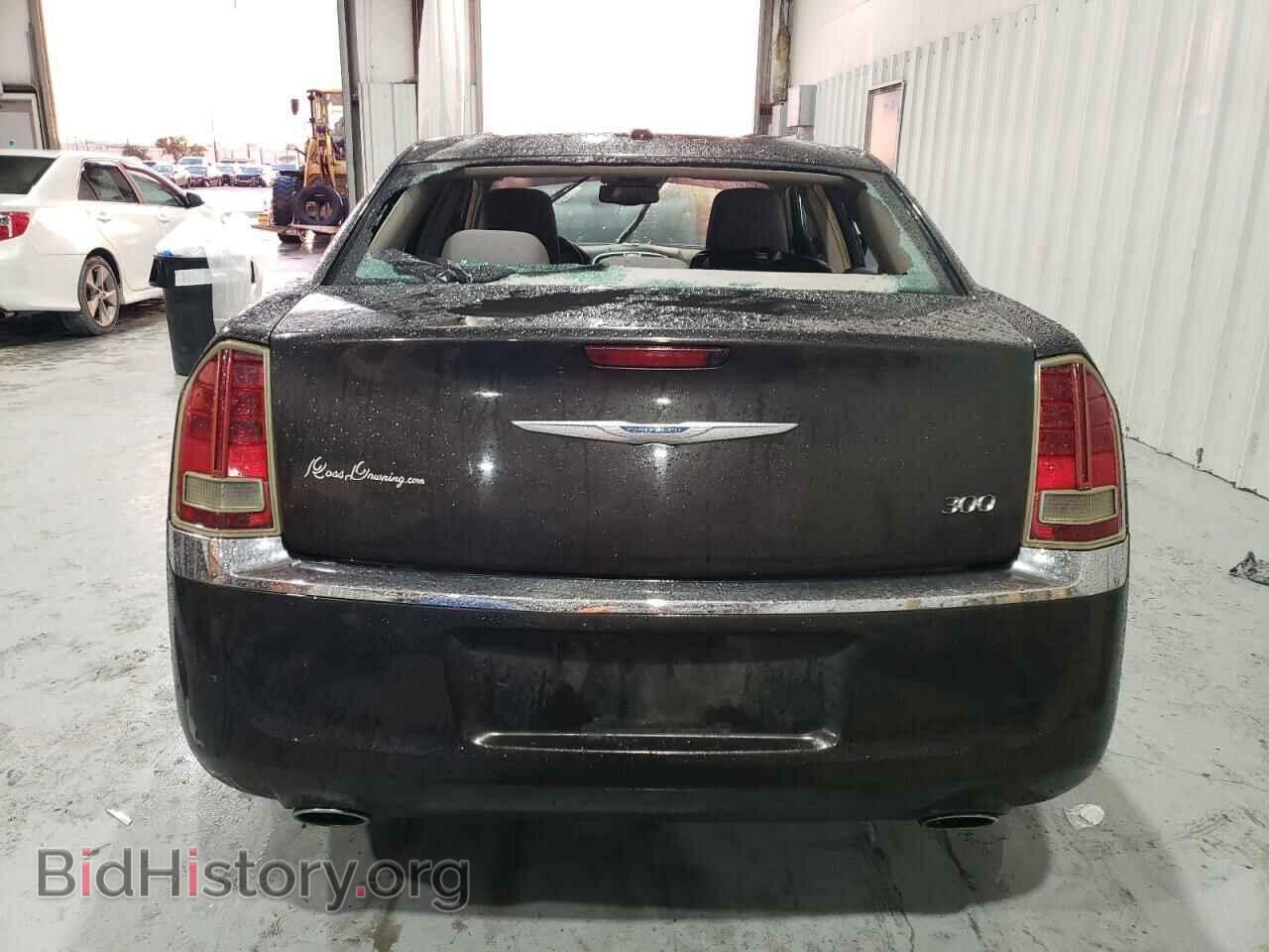 2012 CHRYSLER 300 - VIN: 2C3CCAAG2CH213705 - Фото 6