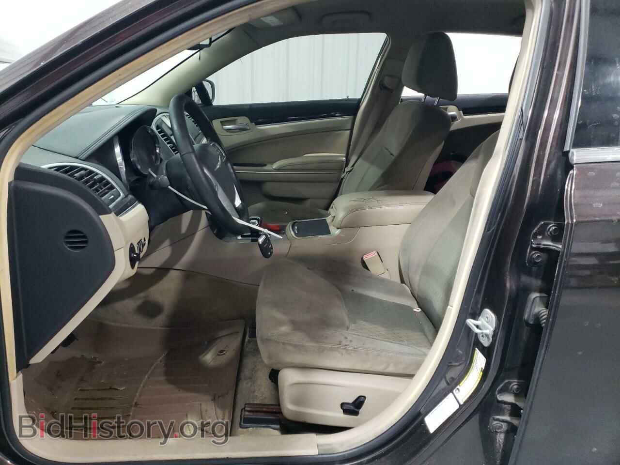 2012 CHRYSLER 300 - VIN: 2C3CCAAG2CH213705 - Фото 7