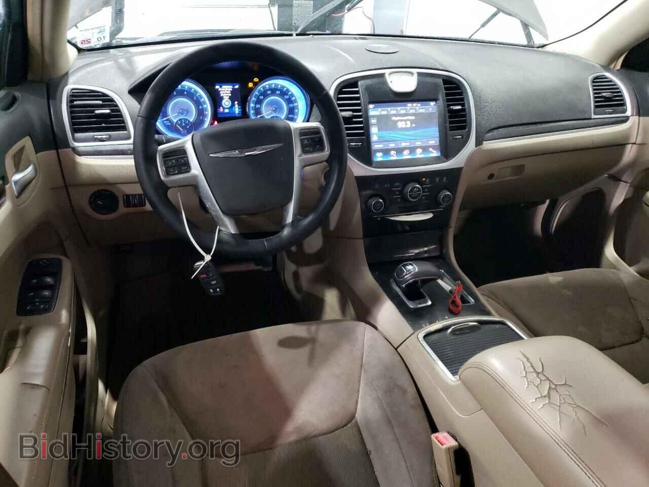 2012 CHRYSLER 300 - VIN: 2C3CCAAG2CH213705 - Фото 8