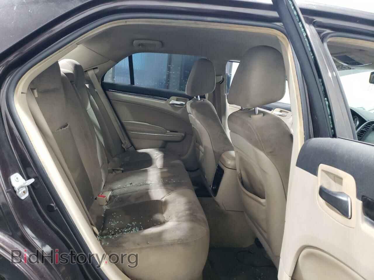 2012 CHRYSLER 300 - VIN: 2C3CCAAG2CH213705 - Фото 10