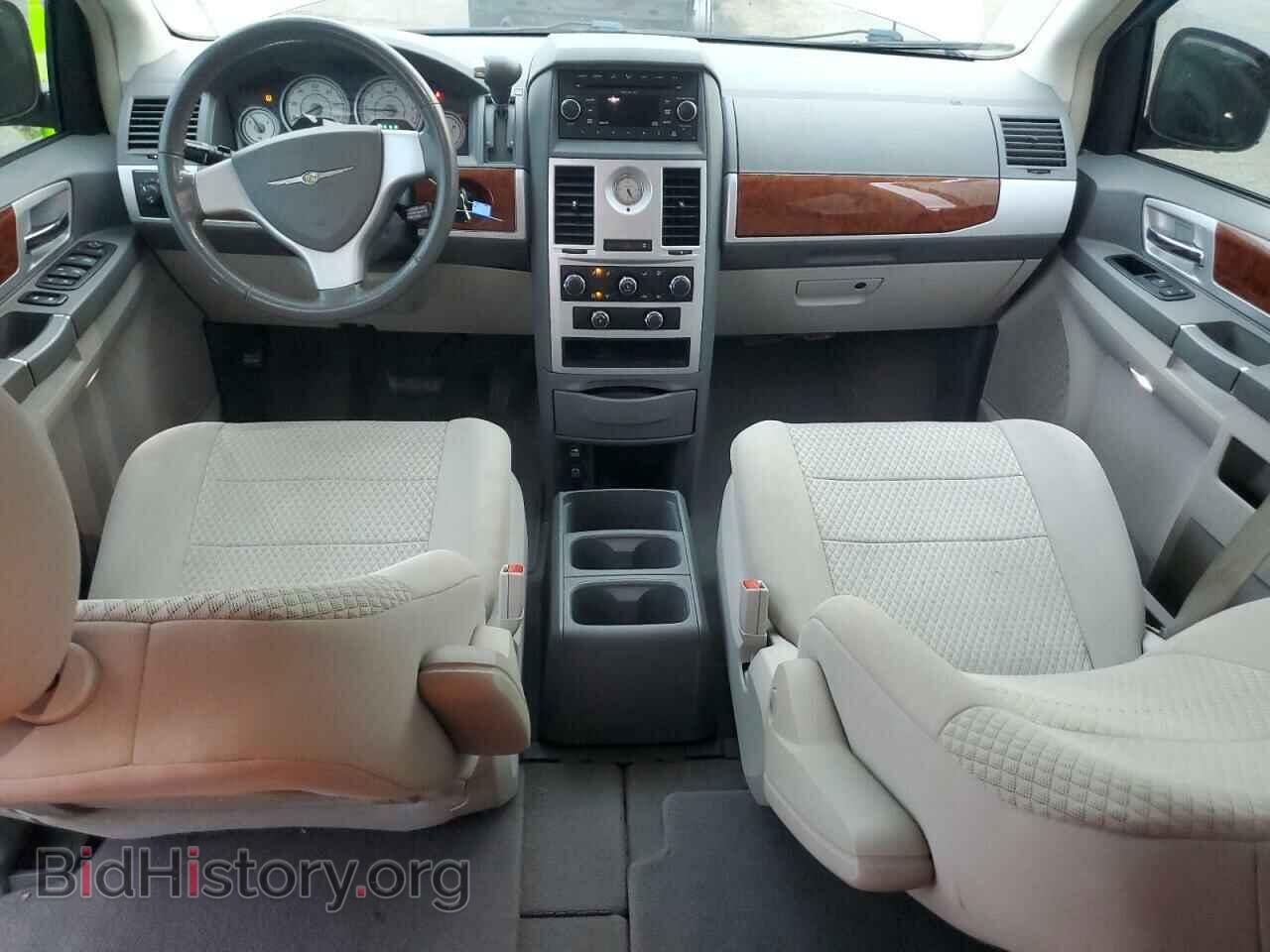 2009 CHRYSLER MINIVAN - VIN: 2A8HR541X9R530089 - Фото 8