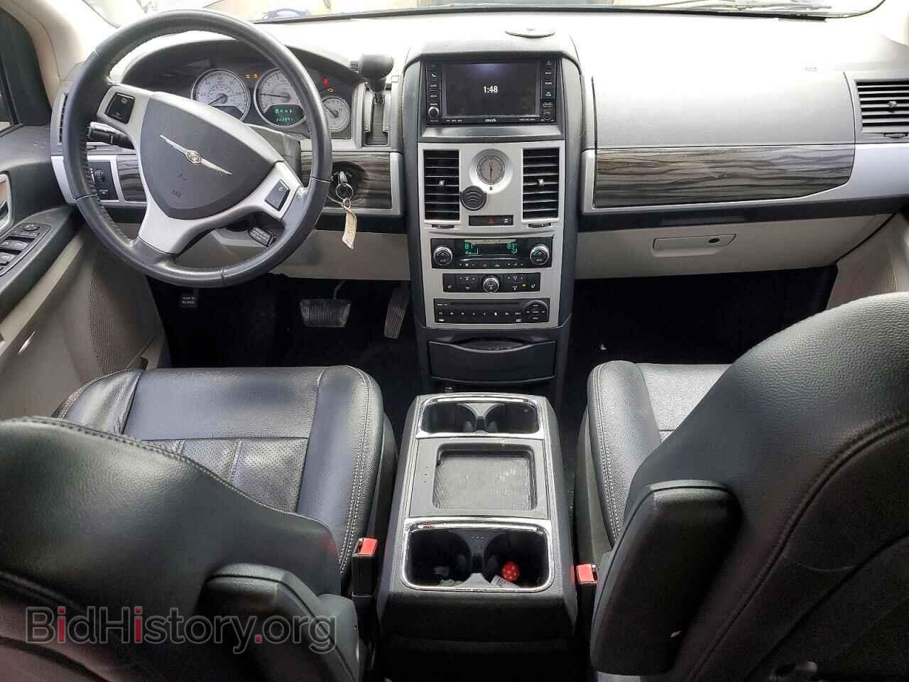 2010 CHRYSLER MINIVAN - VIN: 2A4RR8DX2AR381676 - Photo 8