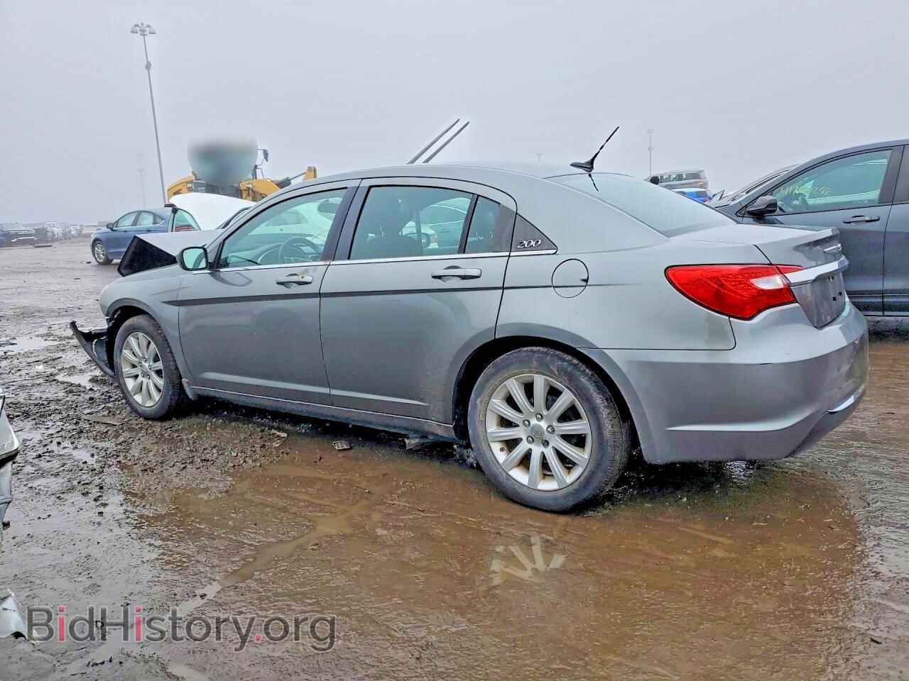 2013 CHRYSLER 200 - VIN: 1C3CCBBB2DN602197 - Фото 2