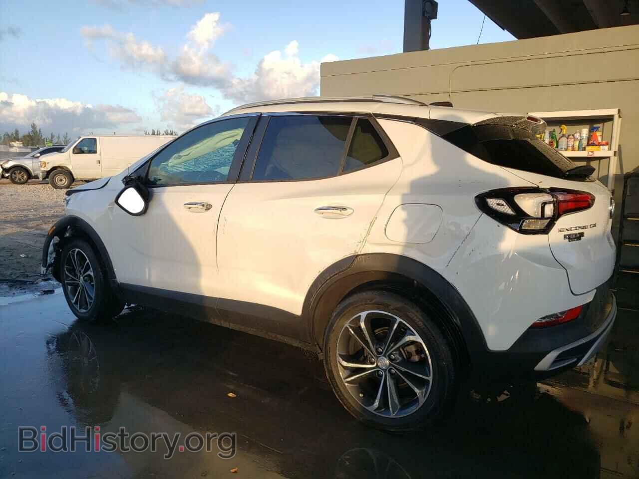 2020 BUICK ENCORE - VIN: KL4MMDS20LB071679 - Photo 2