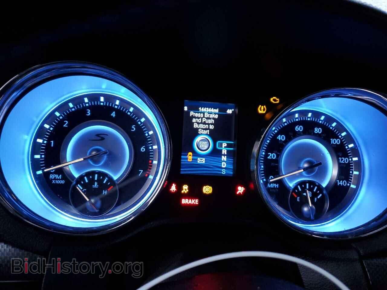 2014 CHRYSLER 300 - VIN: 2C3CCAGG5EH207679 - Фото 9