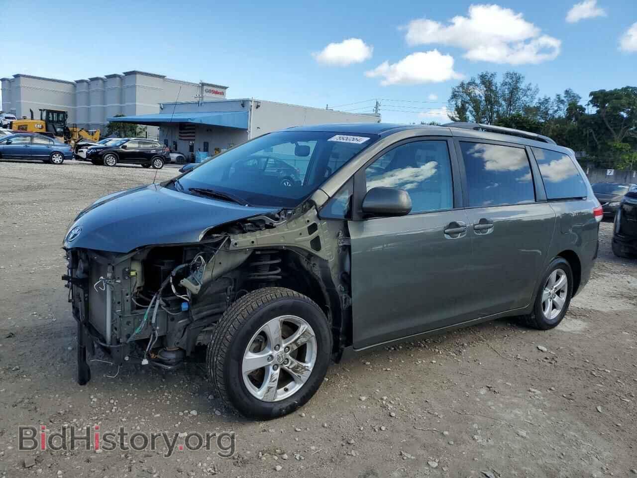 Photo 5TDKK3DC9BS125054 - TOYOTA All Models 2011