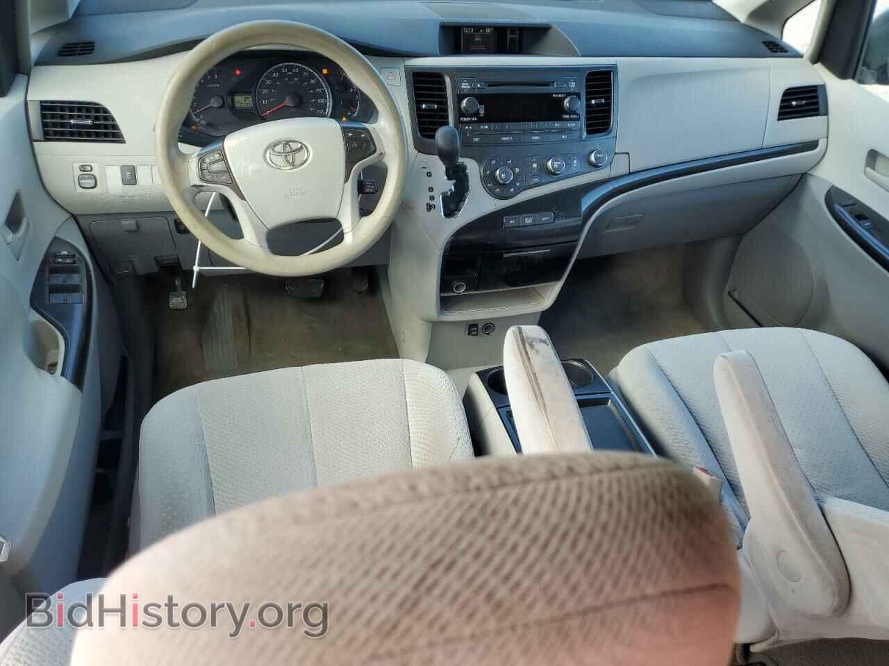 2011 TOYOTA All Models - VIN: 5TDKK3DC9BS125054 - Фото 8