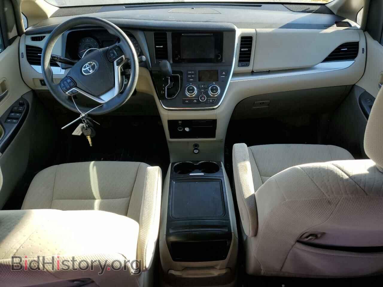 2017 TOYOTA All Models - VIN: 5TDKZ3DC5HS860621 - Фото 8