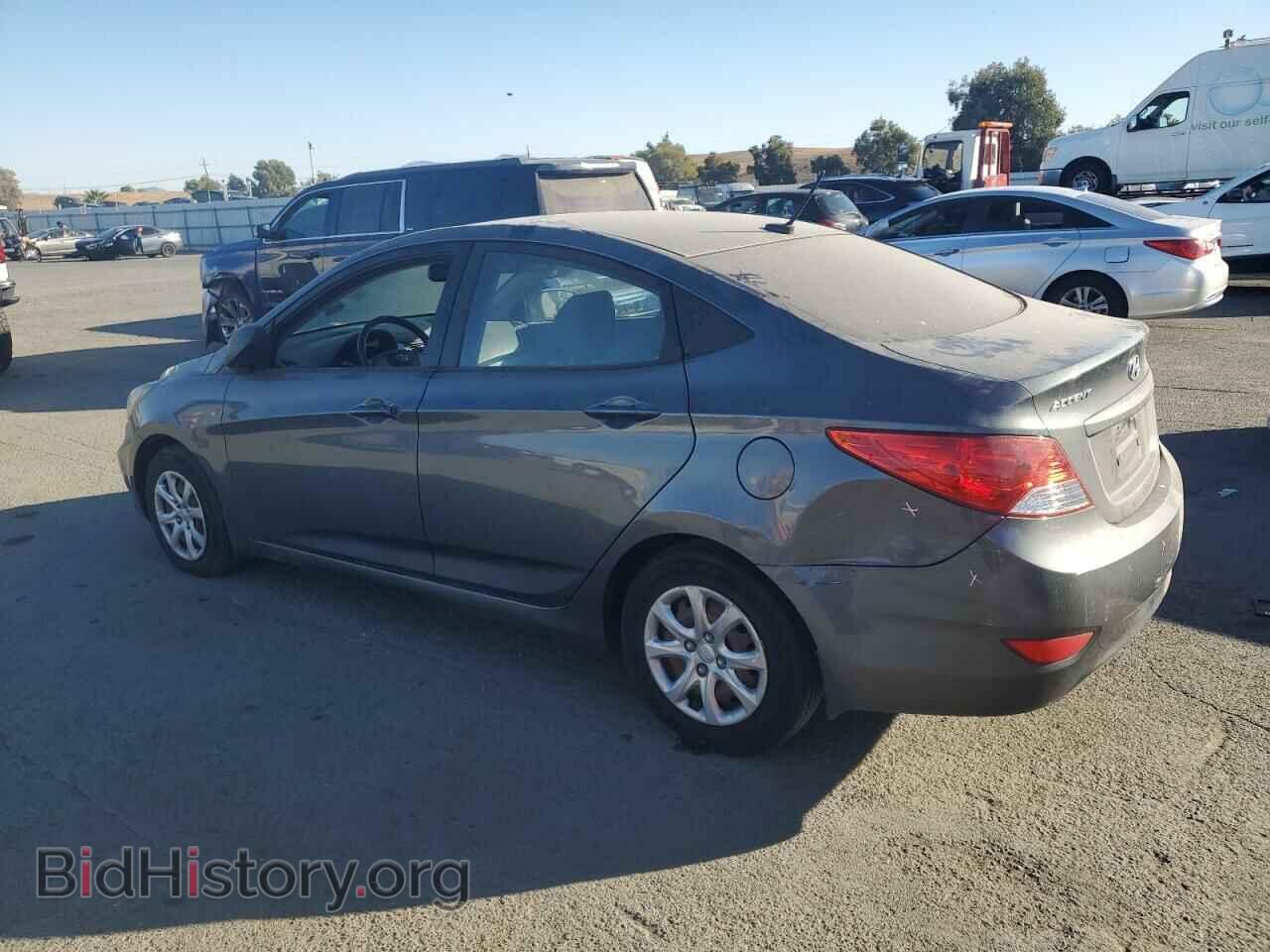 2013 HYUNDAI ACCENT - VIN: KMHCT4AE7DU413792 - Фото 2