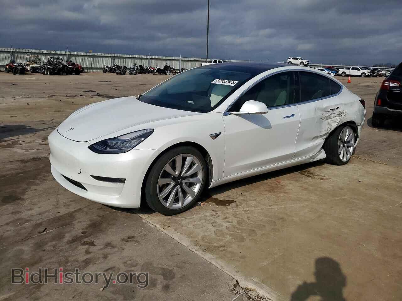 Photo 5YJ3E1EB9JF098155 - TESLA MODEL 3 2018