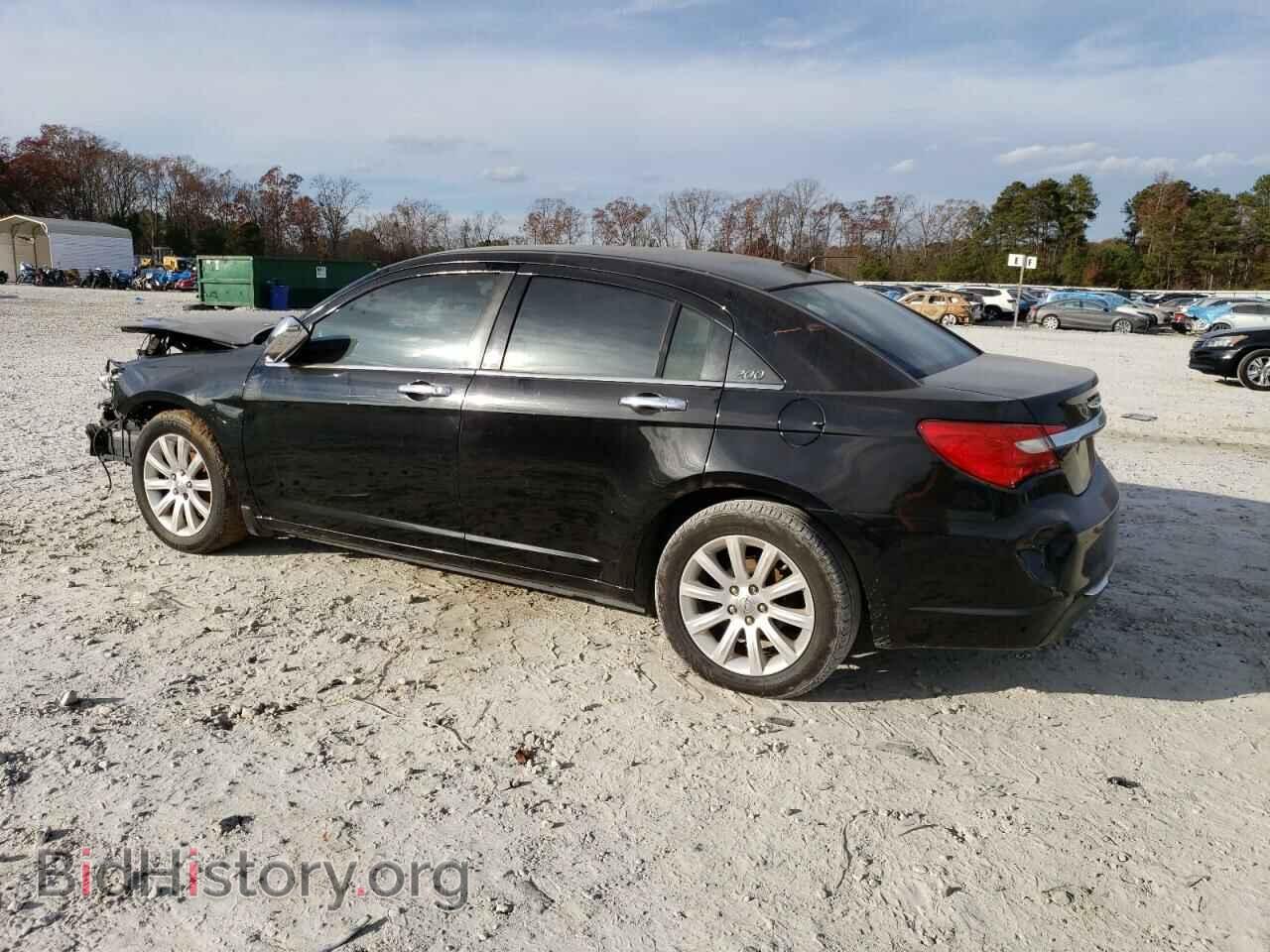 2013 CHRYSLER 200 - VIN: 1C3CCBCGXDN699398 - Фото 2
