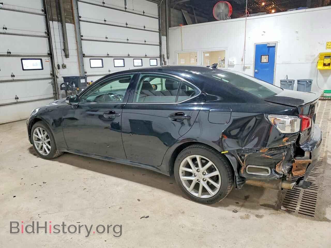 2011 LEXUS IS - VIN: JTHCF5C22B5047413 - Photo 2