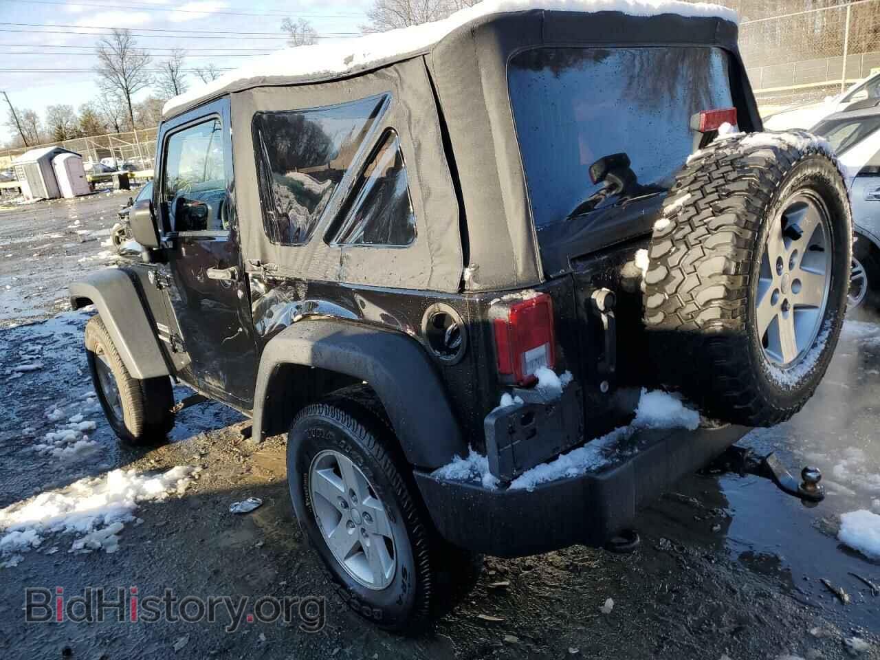 2011 JEEP WRANGLER - VIN: 1J4AA2D16BL628138 - Фото 2