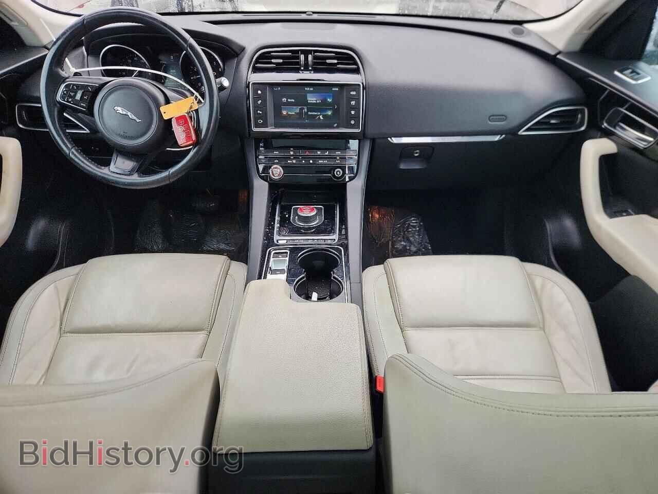 2017 JAGUAR F-PACE - VIN: SADCK2BVXHA069459 - Фото 8