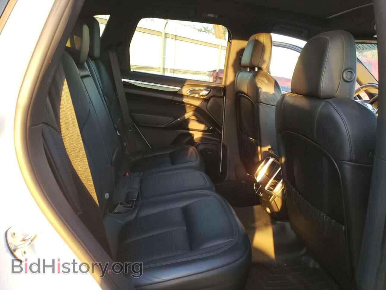 2016 PORSCHE CAYENNE - VIN: WP1AA2A25GKA15135 - Фото 10