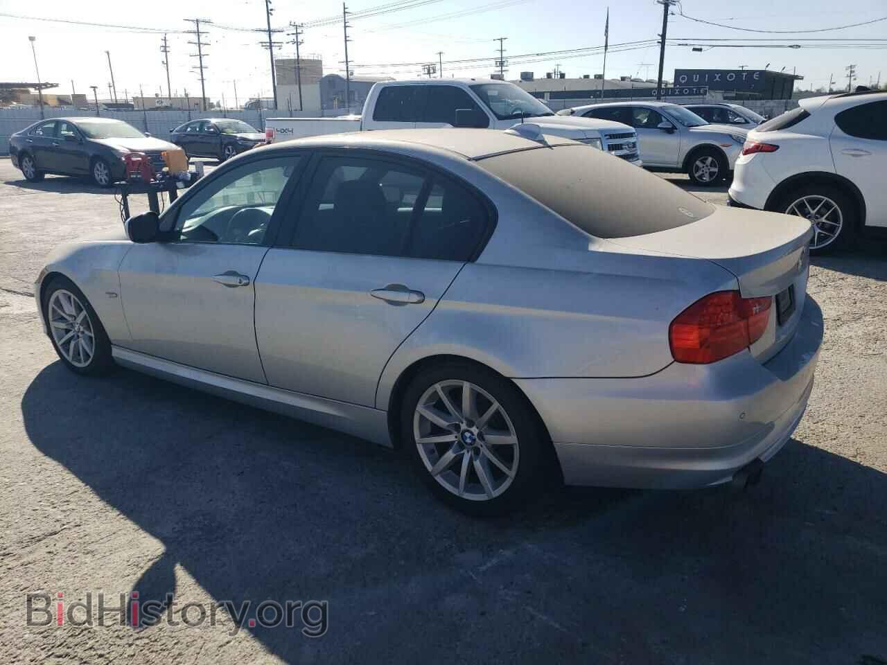 2010 BMW 3 SERIES - VIN: WBAPH7C5XAE130067 - Фото 2