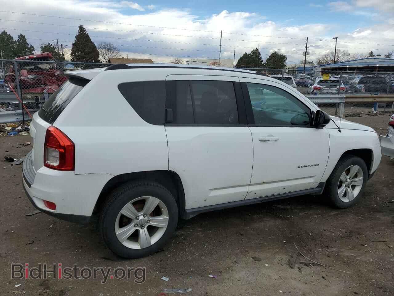 2011 JEEP COMPASS - VIN: 1J4NF1FB1BD149073 - Photo 3