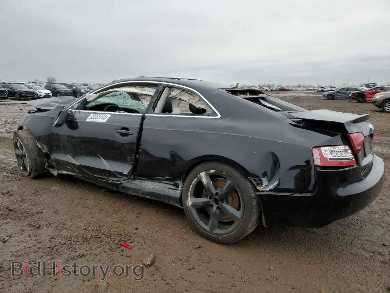 2010 AUDI A5 - VIN: WAURFAFR6AA018173 - Фото 2