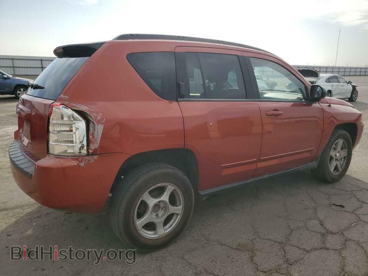 2010 JEEP COMPASS - VIN: 1J4NT4FB3AD578479 - Фото 3