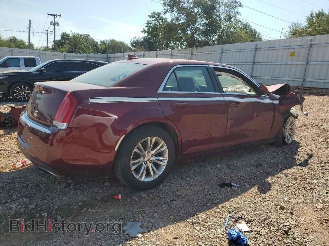 2017 CHRYSLER 300 - VIN: 2C3CCAAG4HH516637 - Фото 3
