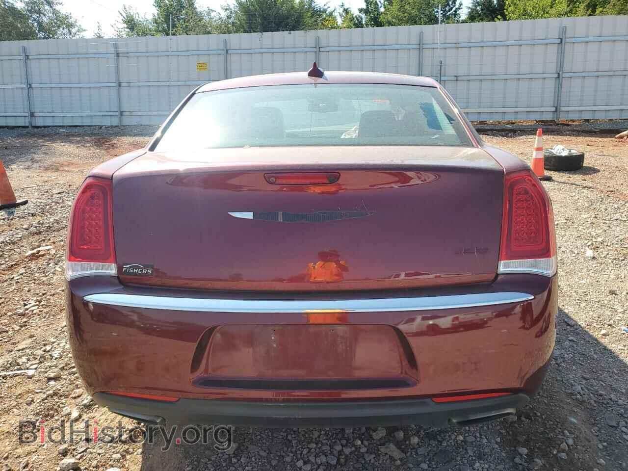 2017 CHRYSLER 300 - VIN: 2C3CCAAG4HH516637 - Фото 6
