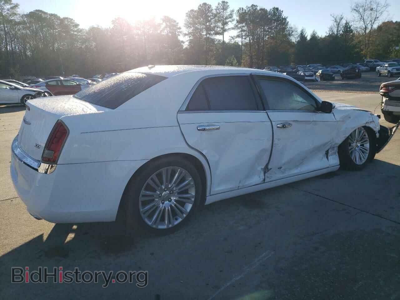 2011 CHRYSLER 300 - VIN: 2C3CA5CG5BH536221 - Фото 3