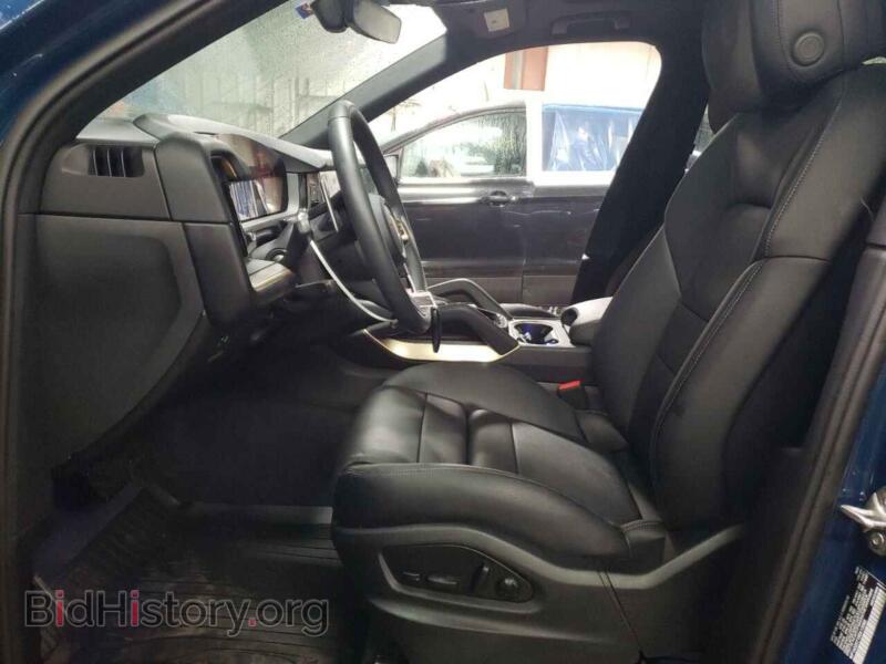 2024 Porsche CAYENNE (VIN WP1AA2AY1RDA13085) — фото 7 из 13